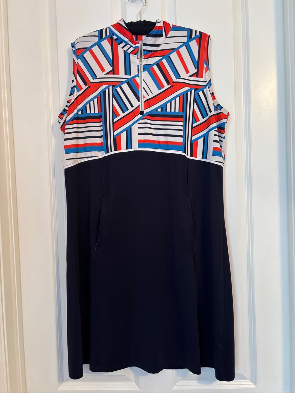 GGblue Sleeveless Navy Golf Dress w/ Red & White Geometric Bodice, Pockets Sz XL